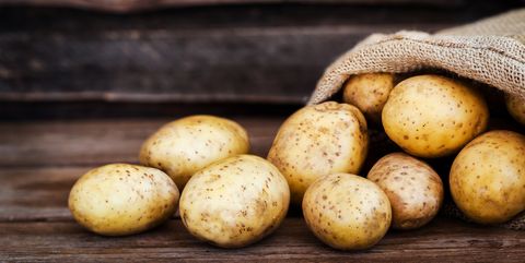 Read more about the article Cách trồng khoai tây thủy canh trong nước không cần đất trong thùng xốp